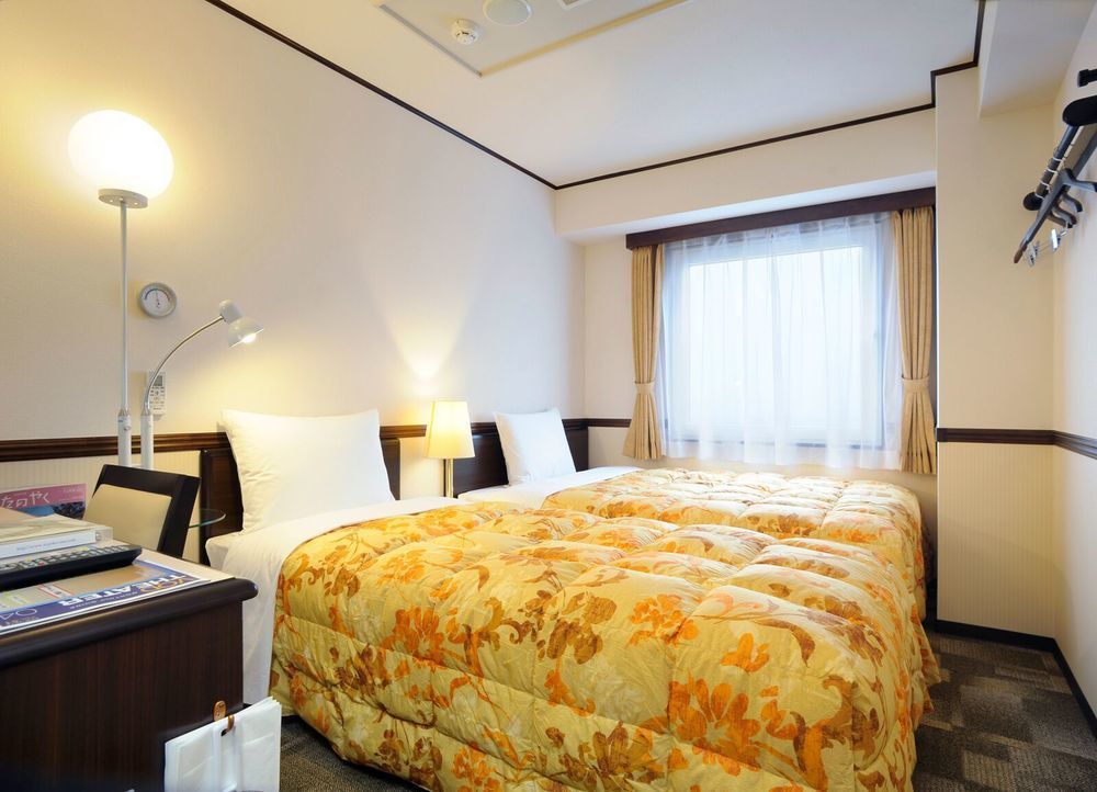 Toyoko Inn Tokyo Yamanote Sen Otsuka Eki Kita Guchi No 2 Exterior photo