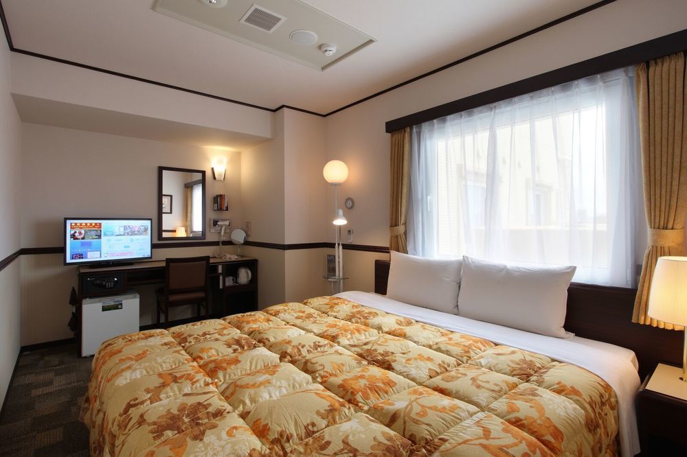Toyoko Inn Tokyo Yamanote Sen Otsuka Eki Kita Guchi No 2 Exterior photo