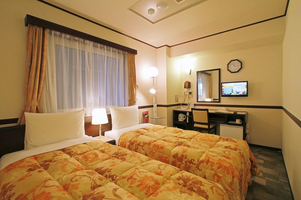 Toyoko Inn Tokyo Yamanote Sen Otsuka Eki Kita Guchi No 2 Exterior photo